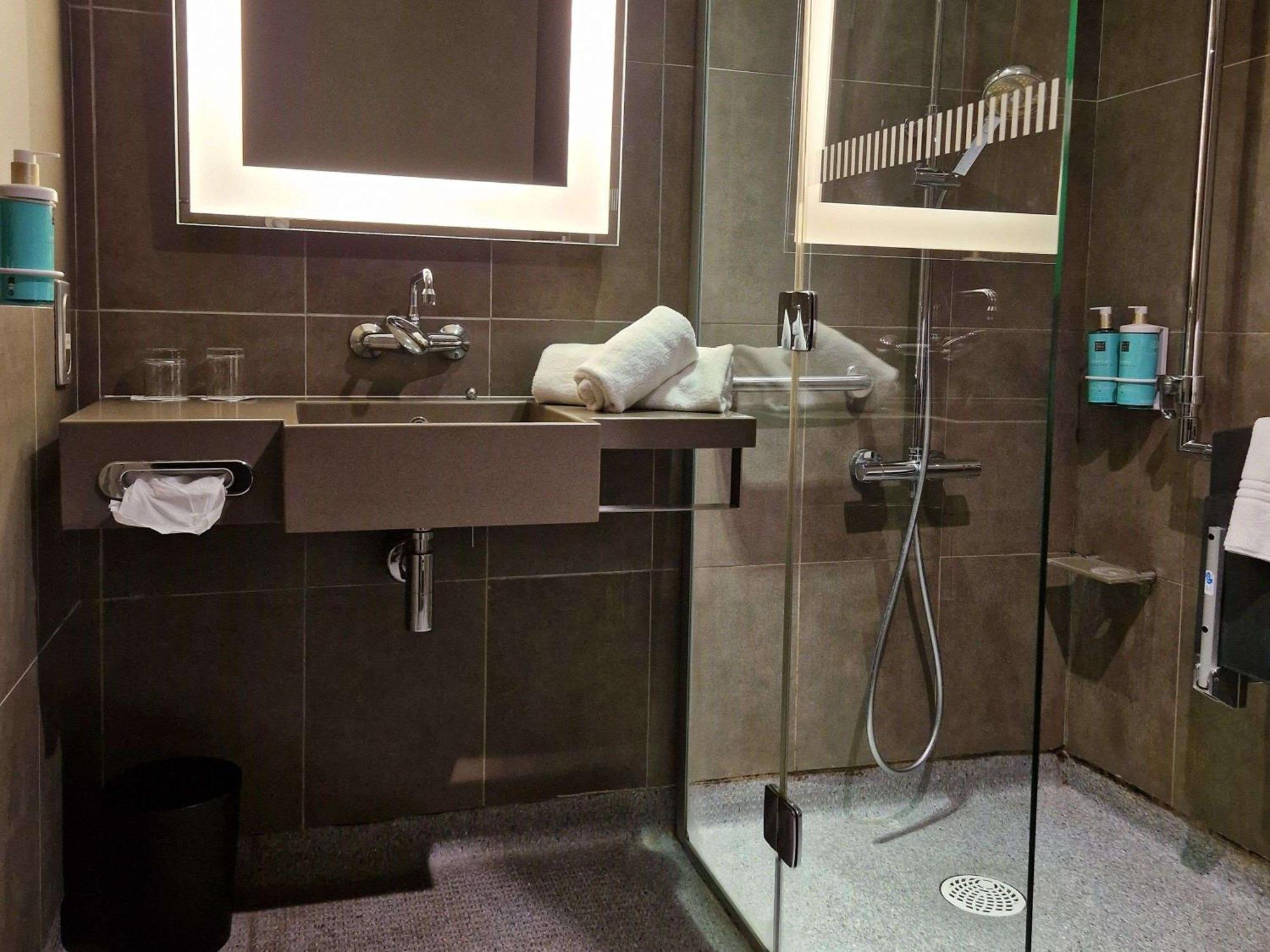 Novotel Avignon Centre Esterno foto