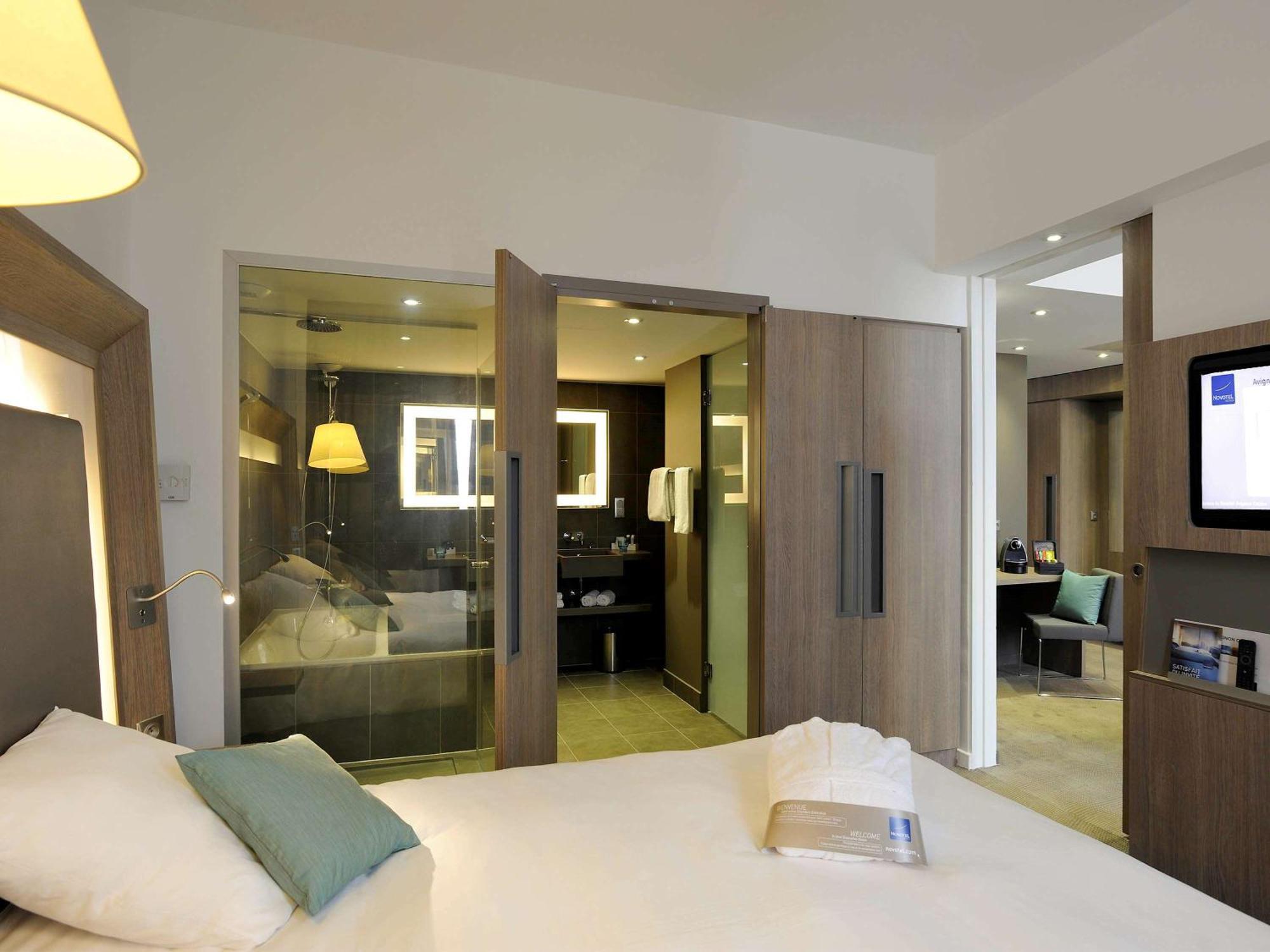 Novotel Avignon Centre Esterno foto