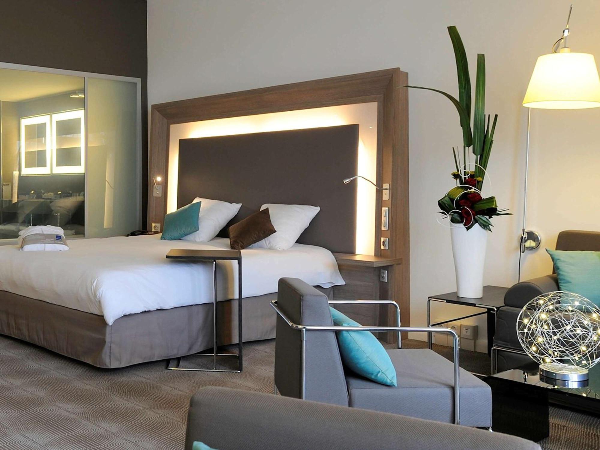 Novotel Avignon Centre Esterno foto