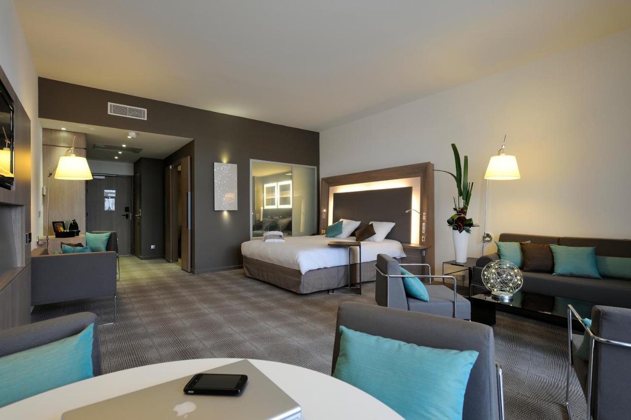 Novotel Avignon Centre Esterno foto